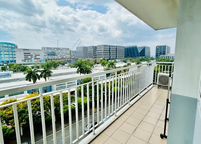 Shell Residences Condotel Moa Family 758 By Sgg